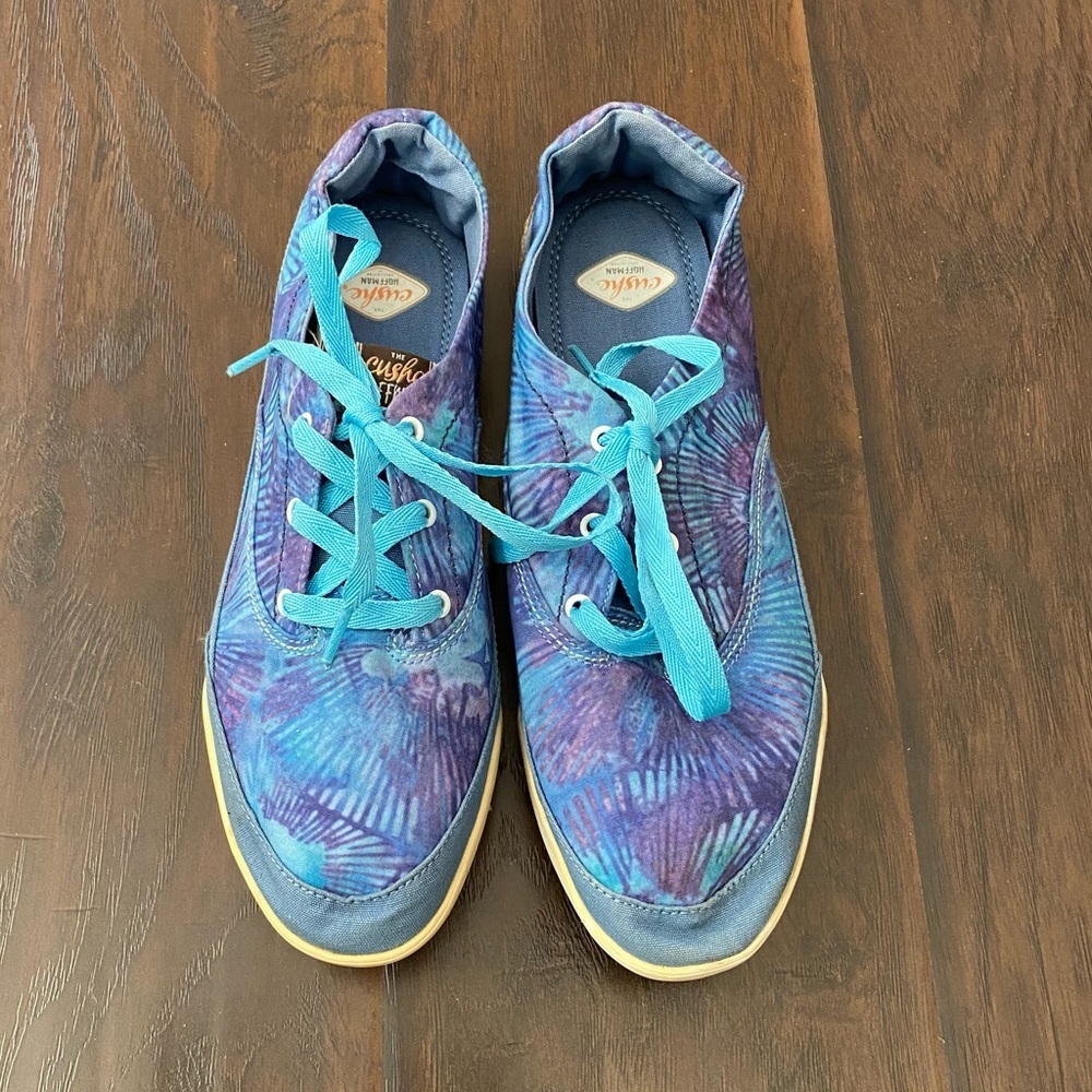 Mismatch size Left 10 n Right 9 New without box Cushe Ropewalk sneakers